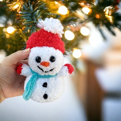 Plush Snowman-Crocheted Snowman Plush-Amigurumi Snowman-Winter Gifts-Toys for kids-Christmas-Handmade Gifts-Unique Gifts-Stuffed Animals - image2